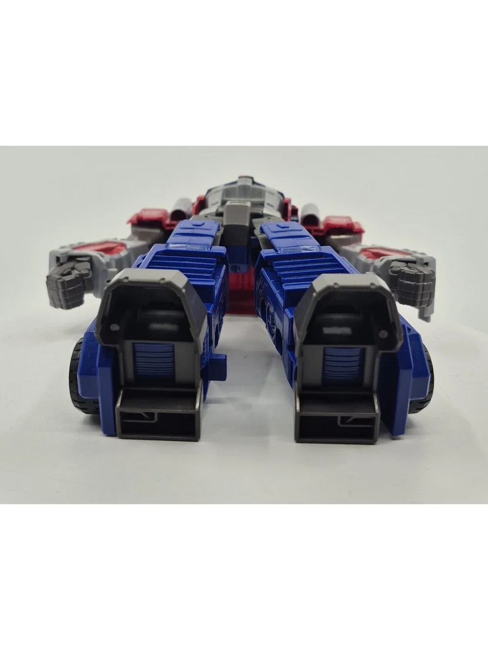 Hasbro Transformers Cyber Commander Optimus Prime Action Figure
